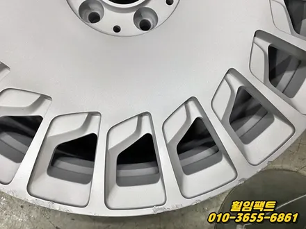 〔벤츠 마흐바흐 s650〕휠긁힘,휠패임,휠찍힘,휠기스,휠주차상처,휠찌그러짐,굴절수리,다이아몬드컷팅,휠복원,휠분체도장\