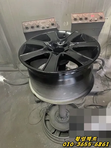 (부산휠수리/부산휠복원/휠임팩트) 벤츠S350 컷팅휠/휠긁힘/휠찍힘/사고상처복원/분체도장/다이아몬드컷팅 / 부산 사상구 감전동