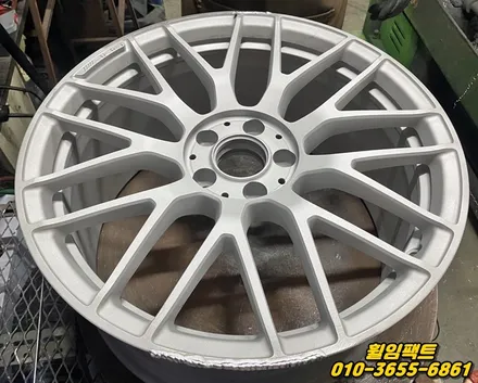 〔벤츠C63 AMG〕 주차상처,덧칠,휠긁힘,각인없음,용접복원,분체도장 / 부산 사상구 감전동