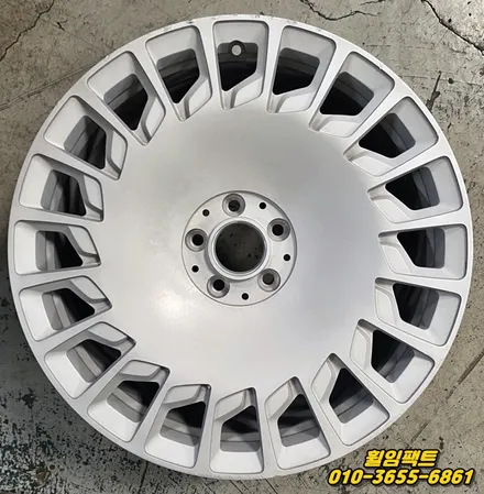〔벤츠 마흐바흐 s650〕휠긁힘,휠패임,휠찍힘,휠기스,휠주차상처,휠찌그러짐,굴절수리,다이아몬드컷팅,휠복원,휠분체도장\