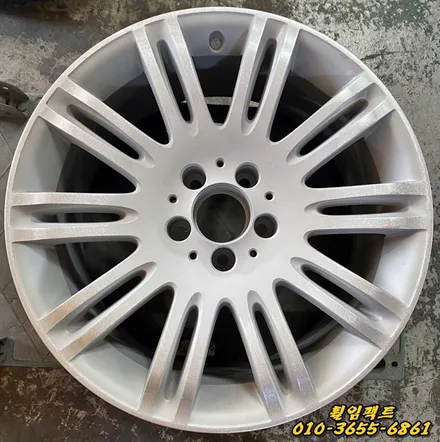 〔벤츠E350/18인치 순정휠〕벤츠e클래스 휠긁힘,주차상처,휠보레(wheelboer)장착,휠보레파손,  휠복원,휠용접,휠도색,분체도장 / 부산 사상구 감전동