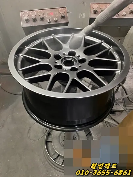 (부산휠수리/부산휠복원/휠임팩트) BBS RX 18인치 휠/굴절/도장벗겨짐/긁힘/찍힘/휠복원/휠도장작업 / 부산 사상구 감전동