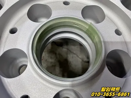 〔벤츠C63 AMG〕 주차상처,덧칠,휠긁힘,각인없음,용접복원,분체도장 / 부산 사상구 감전동