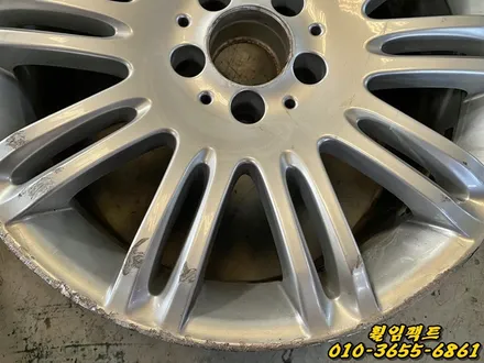 〔벤츠E350/18인치 순정휠〕벤츠e클래스 휠긁힘,주차상처,휠보레(wheelboer)장착,휠보레파손,  휠복원,휠용접,휠도색,분체도장 / 부산 사상구 감전동