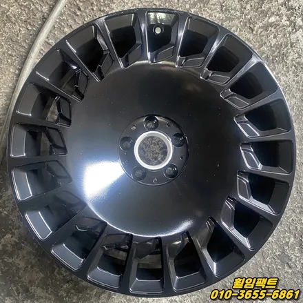 〔벤츠 마흐바흐 s650〕휠긁힘,휠패임,휠찍힘,휠기스,휠주차상처,휠찌그러짐,굴절수리,다이아몬드컷팅,휠복원,휠분체도장\