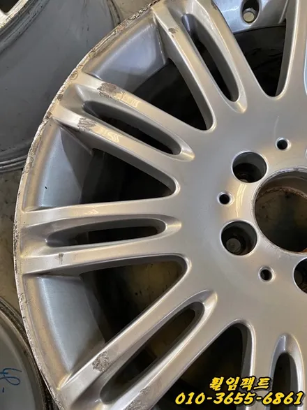 〔벤츠E350/18인치 순정휠〕벤츠e클래스 휠긁힘,주차상처,휠보레(wheelboer)장착,휠보레파손,  휠복원,휠용접,휠도색,분체도장 / 부산 사상구 감전동
