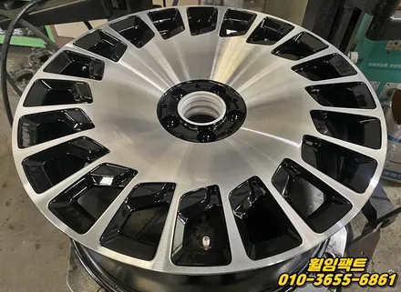 〔벤츠 마흐바흐 s650〕휠긁힘,휠패임,휠찍힘,휠기스,휠주차상처,휠찌그러짐,굴절수리,다이아몬드컷팅,휠복원,휠분체도장\