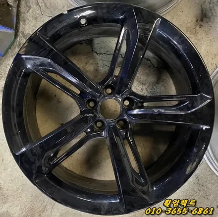 (부산휠수리/휠임팩트)아우디 RS7 휠도장벗겨짐/도장떨어짐/휠분체도장 / 부산 사상구 감전동