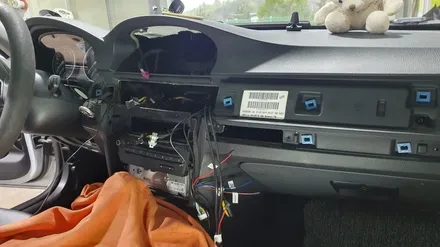 BMW 320d (E90) 안드로이드 올인원 장착- 안드로이드 오토 카플레이 올인원 내비게이션 T맵 카카오 네비 / 의정부 장암동
