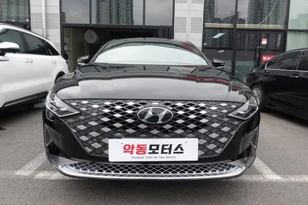 세인트 아모 스퍼터 82  그랜저에 스타일리쉬함을 더하다 ! 레인보우 유리막 코팅 / 순천, 여수, 광양