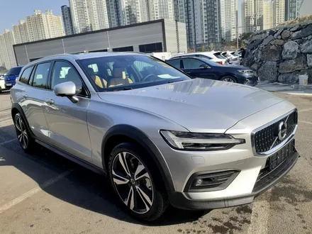 볼보 V60 크로스컨트리 신차패키지)) 버텍스 900 +700 QXD5000  에코파워팩 23C 생활보호 PPF 6종 하이패스 / 순천, 여수, 광양