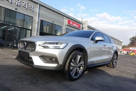 볼보 V60 크로스컨트리 신차패키지)) 버텍스 900 +700 QXD5000  에코파워팩 23C 생활보호 PPF 6종 하이패스 / 순천, 여수, 광양