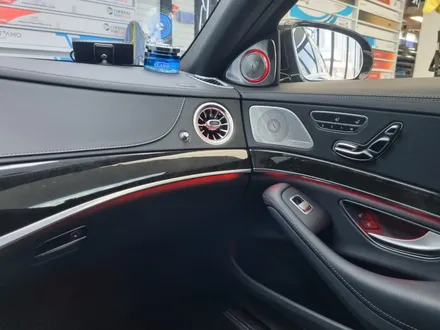 벤츠 S클래스 실내튜닝의 기본! 부메스터와 송풍구 엠비언트 시공 / 순천, 여수, 광양