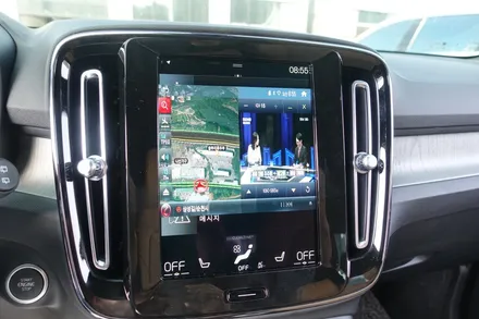 순천 악동모터스 )) 볼보 XC40 아이나비 X3큐브 네비게이션 매립 / 순천, 여수, 광양