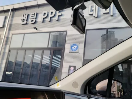 카니발, 레인보우I90썬팅 + 아이나비A1000알파 작업 후 출고 / 순천, 여수, 광양