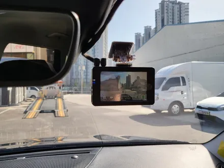 순천악동모터스 ◇신차패키지◇ 국산 소형 SUV 셀토스, 레인보우 V90 썬팅시공 + 파인뷰 LX7000 블랙박스 장착 후 출고!! / 순천, 여수, 광양