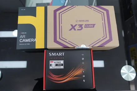 순천 악동모터스 )) 볼보 XC40 아이나비 X3큐브 네비게이션 매립 / 순천, 여수, 광양