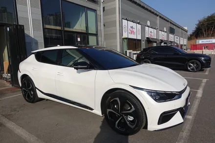 [순천악동모터스] 세인트아모 스퍼터 + LX7000 + S8보조배터리 + 유리막코팅 + 생활보호필름으로 신차패키지 진행후 출고된 전기차EV6 GT라인! / 순천, 여수, 광양