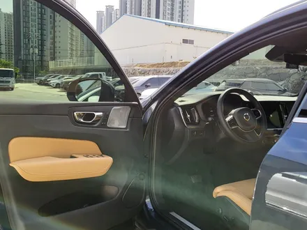 순천악동모터스 루마 버텍스900 썬팅 시공에 유리막코팅, LX7000블박장착, 엠피온하이패스, 생활보호패키지 5종까지 신차패키지 진행한 볼보XC60 출고! / 순천, 여수, 광양