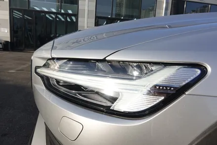 볼보 V60 크로스컨트리 신차패키지)) 버텍스 900 +700 QXD5000  에코파워팩 23C 생활보호 PPF 6종 하이패스 / 순천, 여수, 광양