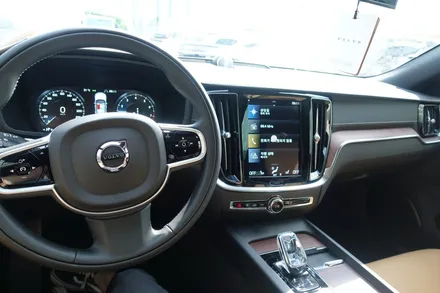 볼보 S60 순천 신차패키지 세인트아모 스퍼터 아이나비 Z5000 하이패스 유리막 코팅 생활보호 PPF 5종 딜리버리까지 깔-끔 / 순천, 여수, 광양
