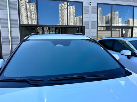 순천 썬팅 카니발 시공 전문 / 탄탄한 내구성과 우수한 열 차단 성능, 시인성을 자랑하는 국내 브랜드 세인트 아모 스퍼터 반사필름 / 순천, 여수, 광양