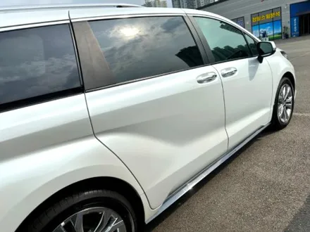 토요타 SUV 시에나 선팅은 글라스틴트 선셋 반사 필름으로 / 순천, 여수, 광양