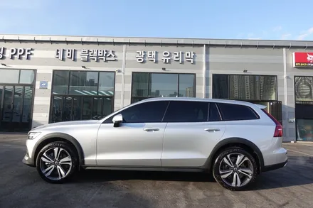 볼보 V60 크로스컨트리 신차패키지)) 버텍스 900 +700 QXD5000  에코파워팩 23C 생활보호 PPF 6종 하이패스 / 순천, 여수, 광양