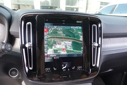 순천 악동모터스 )) 볼보 XC40 아이나비 X3큐브 네비게이션 매립 / 순천, 여수, 광양
