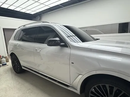 의정부랩핑 bmwX7 그릴, 사이드미러, 도어 핸들까지 전체 크롬죽이기 / 경기 의정부