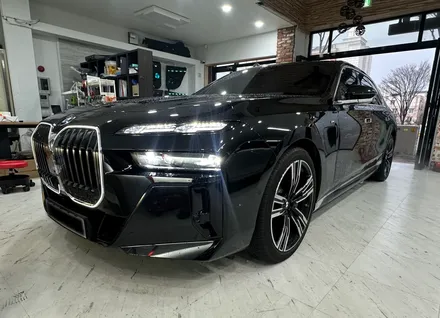 전주 블랙박스 BMW G70 740i 파인뷰 LX5 룸미러형 카메라로 후면 영상을 실시간으로! / 전북 전주, 광주, 김제
