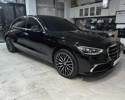 벤츠 W223 S500 액티브 엠비언트와 4D 부메스터 전동트위터로 실내 업글! / 전북 전주, 광주, 김제