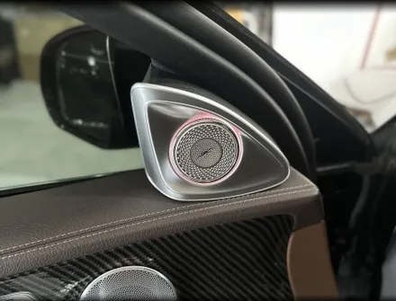 벤츠 W213 E300 - 송풍구,4D부메스터전동트위터,유광 카본랩핑 레츠고 / 전북 전주, 광주, 김제