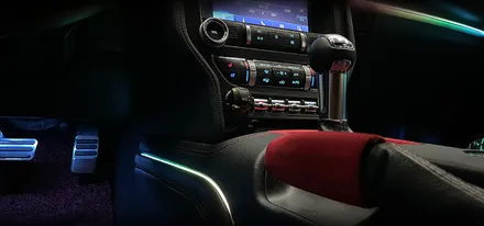 머스탱 엠비언트 - 코더스 무드등 아크릴 매립 방식으로 커스텀 인스톨 시공 / 전북 전주, 광주, 김제