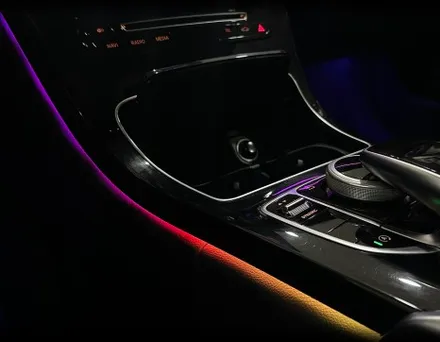 전주 덕진구 / 카플레이& 코더스엠비언트 &세로그릴 / 벤츠 / C-클래스 W205