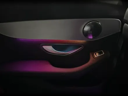 전주 덕진구 / 카플레이& 코더스엠비언트 &세로그릴 / 벤츠 / C-클래스 W205