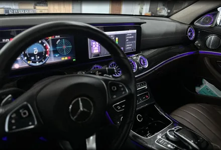 벤츠 W213 E300 - 송풍구,4D부메스터전동트위터,유광 카본랩핑 레츠고 / 전북 전주, 광주, 김제