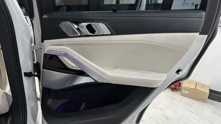 BMW G06 X6 LCI 회오리스피커,팝업스피커 순정연동 엠비언트 장착기! + 그릴,뿔미러는 덤 / 전북 전주, 광주, 김제