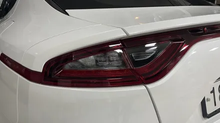 스팅어 LED 테일램프 순정 부품으로 시공하는데 단차는 당연히 없어야죠! / 전북 전주, 광주, 김제