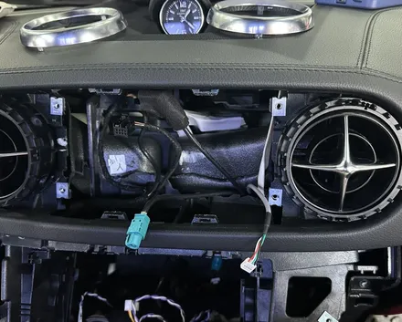 벤츠 SL 63 amg 순정 모니터를 살린 카플레이,안드로이드오토 인스톨 / 전북 전주, 광주, 김제