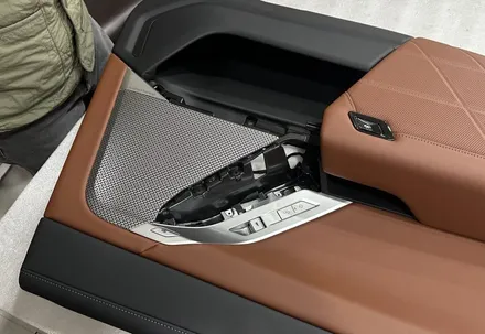 BMW G70 740D 회오리스피커 트위터 풀커버 장착 / 전북 전주, 광주, 김제