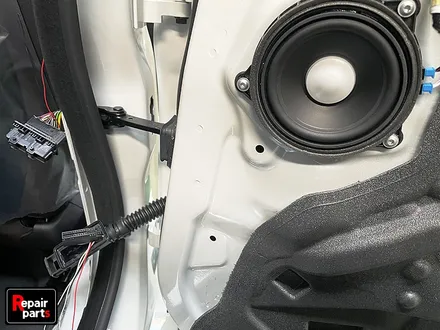 BMW 4시리즈 순정엠비언트 놔두고 사제엠비언트 장착하는 이유는 여깄습니다! 특수 LED 비노출형 매립식 시공 리페어파츠 / 전북 전주, 광주, 김제