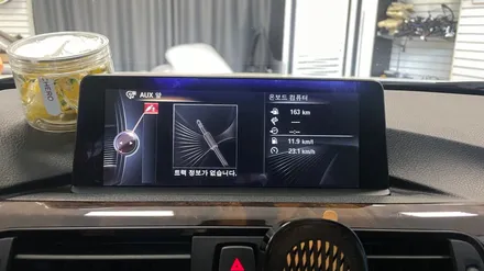 bmw f30 320d 순정 같은 카플레이,안드로이드오토 로 이젠 편하게 내비보면서 봄 드라이브 어때요?  리페어파츠 / 전북 전주, 광주, 김제