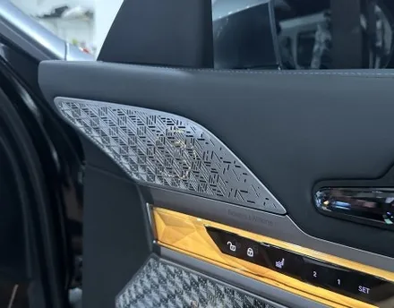 BMW G70 I7 회오리스피커 엠비언트 풀커버 시공은 전주 어디!? / 전북 전주, 광주, 김제