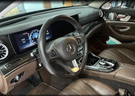 벤츠 W213 E300 - 송풍구,4D부메스터전동트위터,유광 카본랩핑 레츠고 / 전북 전주, 광주, 김제