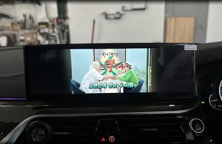 BMW G30 530i 14.9 안드로이드올인원 우핸들 차량이네!? / 전북 전주, 광주, 김제