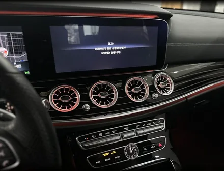 벤츠 W213 E300 송풍구엠비언트 4D부메스터전동트위터 그리고 도어라이트까지 / 전북 전주, 광주, 김제