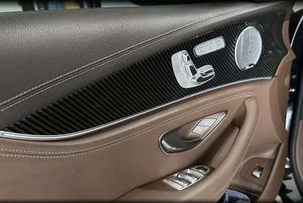 벤츠 W213 E300 - 송풍구,4D부메스터전동트위터,유광 카본랩핑 레츠고 / 전북 전주, 광주, 김제