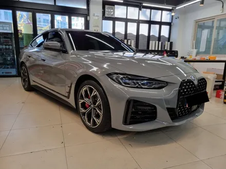 BMW 420i의 이미지와 잘 어울리는 시멘트색 광주랩핑으로 감성 마력을 더 하다. / 광주 광산구