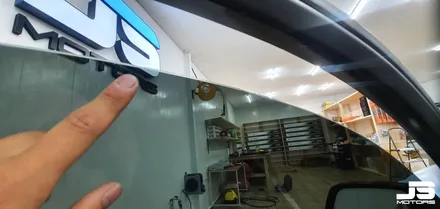 (1탄) 거창 벤츠C63 AMG 디텍 썬팅, 블랙박스, 후방카메라, 보조배터리 시공하기 / 거창 창원